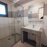לינה וארוחת בוקר Porto Timoni Afión